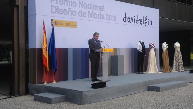 ep david delfin premio nacionaldisenomoda 2016