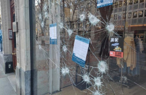 ep destrozos provocados en un comercio de bilbao durante la huelga general convocada por sindicatos