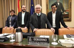 ep el ministro de universidades manuel castells y el secretario primero del congreso por en comu