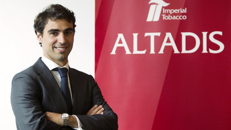 ep el presidente de altadis jon fernandez de barrena anade a su cargo el de director general de