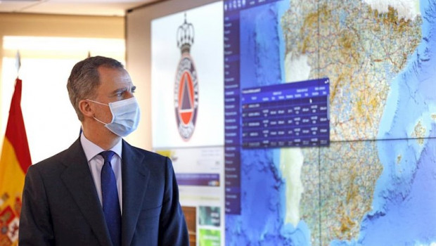 ep el rey felipe vi durante su visita al centro nacional de seguimiento y coordinacion de ep el rey felipe vi durante su visita al centro nacional de seguimiento y coordinacion de