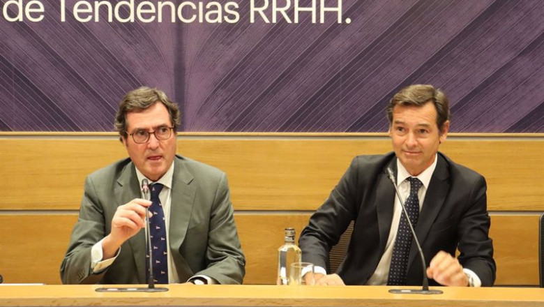 ep i d el presidente de la ceoe antonio garamendi y el presidente ejecutivo de randstad espana ep i d el presidente de la ceoe antonio garamendi y el presidente ejecutivo de randstad espana