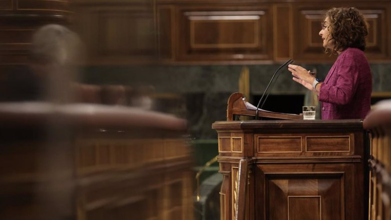 ep la ministra de hacienda y funcion publica maria jesus montero interviene en un pleno de control 20210922150503