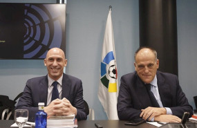ep luis rubiales y javier tebas antes de la asamblea gerneral extraordinaria