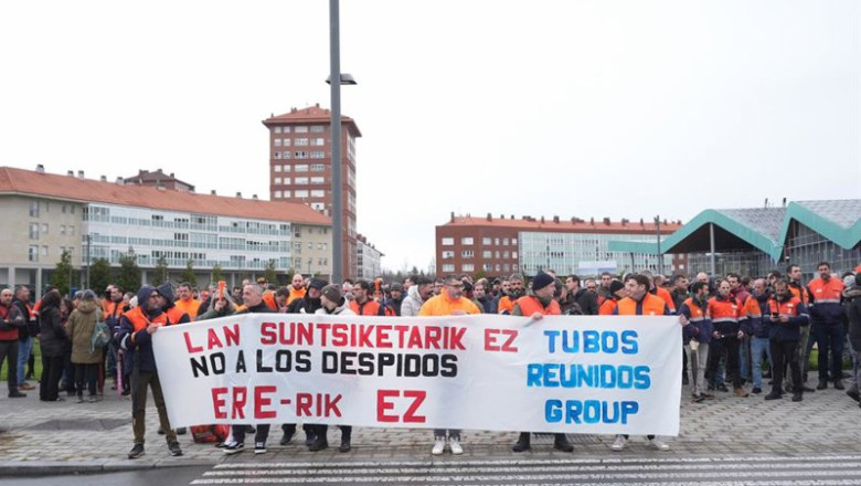 Movilización de los trabajadores de Tubos Reunidos en Vitoria | IÑAKI BERASALUCE/EUROPA PRESS ep movilizacion de los trabajadores de tubos reunidos en vitoria