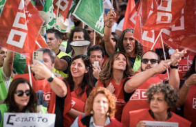 ep personal sanitario durante una concentracion para exigir la aprobacion de un nuevo estatuto marco