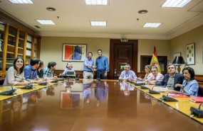 ep reunionpsoepodemos presididapedro sanchezpablo iglesias