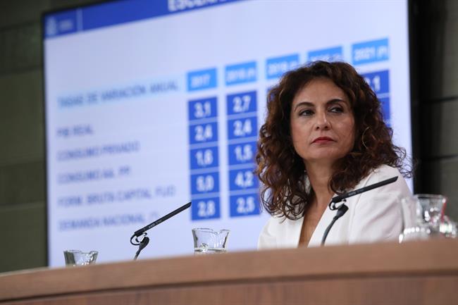 Rueda de prensa tras el Consejo de Ministros de la ministra de Hacienda | MARTA FERNÁNDEZ/EUROPA PRESS ep ruedaprensaconsejoministrosla ministrahacienda