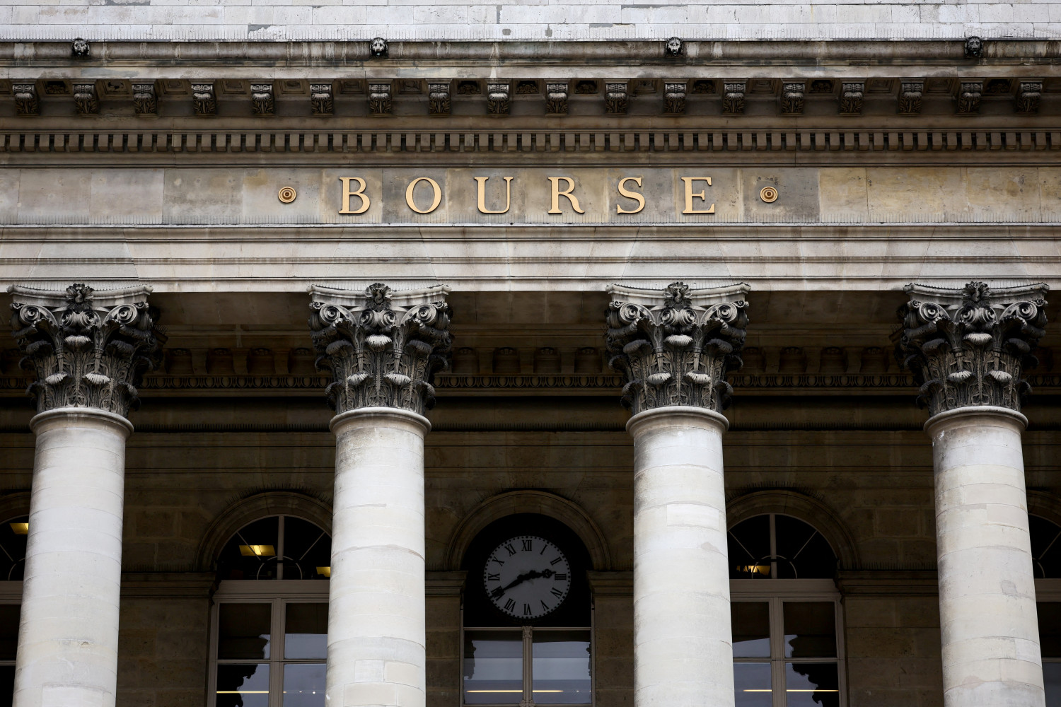 El mercado de futuros de Londres limita al 15% las subidas y bajadas de los metales