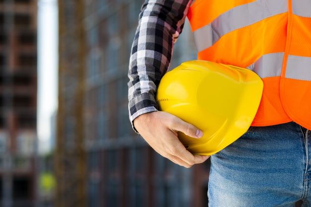 1596064721 trabajador construccion primer plano casco23 2148233746