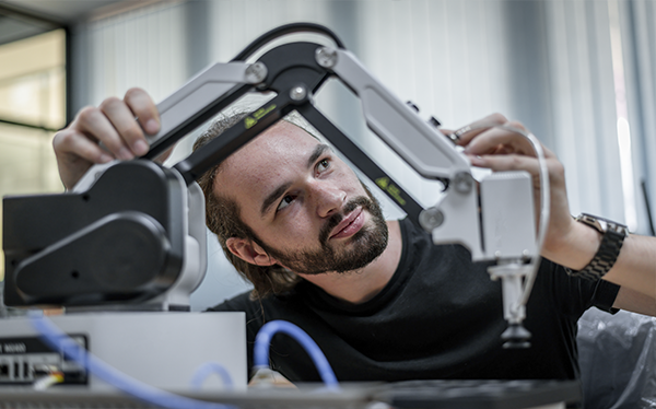 automatizacion y robotica 1