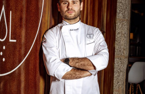 ep archivo   el cocinero axel smyth de auga e sal reconocido con una estrella michelin