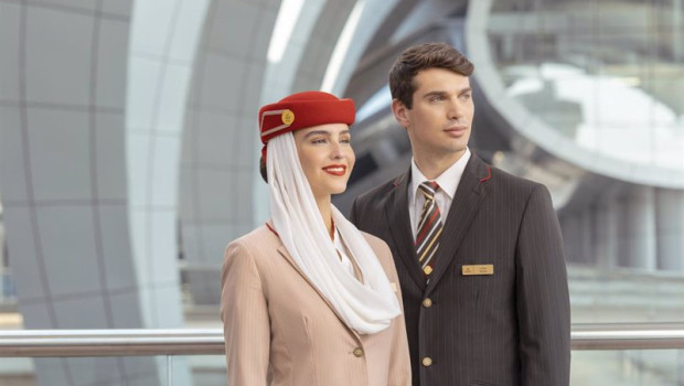 ep archivo   emirates supera los 20000 tripulantes de cabina