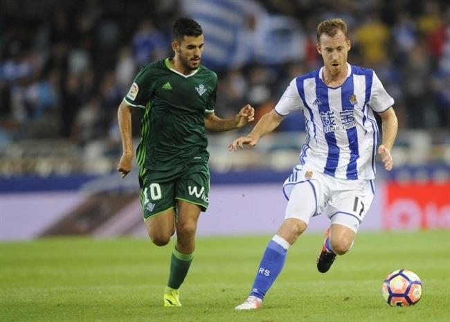 Ceballos ante Zurutuza en un Betis-Real Sociedad | LALIGA ep ceballoszurutuzaun betis-real sociedad