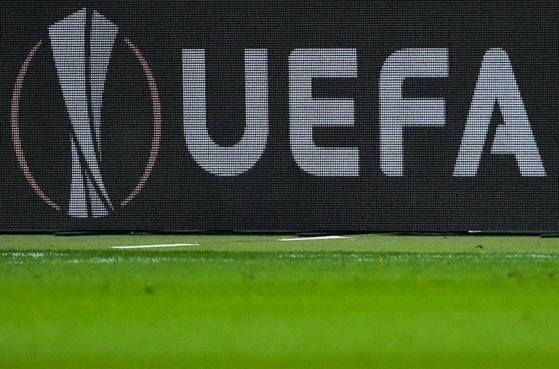 Nuevas reglas financieras de la UEFA: límite al margen de los clubes de fútbol para gastar