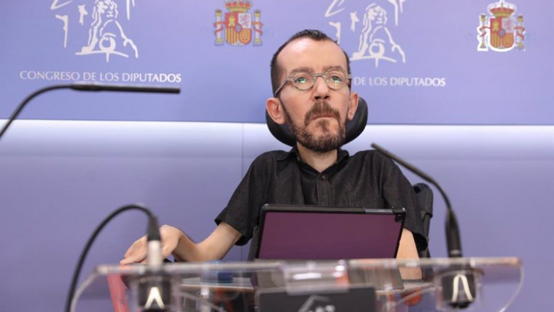 ep el portavoz de unidas podemos pablo echenique a su llegada a una rueda de prensa previa a una 20220302144004