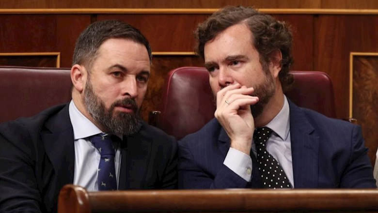 El presidente de Vox, Santiago Abascal, y el portavoz del partido en el Congreso de los Diputados, Iván Espinosa de los Monteros. | Eduardo Parra - Europa Press ep el presidente de vox santiago abascal y el portavoz del partido en el congreso de los diputados