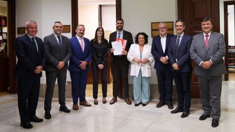 ep el psoe propone permitir a las comunidades de propietarios limitar el alquiler de habitaciones de