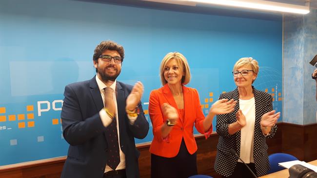 Fernando López Miras, María Dolores de Cospedal y Maruja Pelegrín, en la Junta | EUROPA PRESS ep fernando lopez miras maria dolorescospedalmaruja pelegrin enjunta