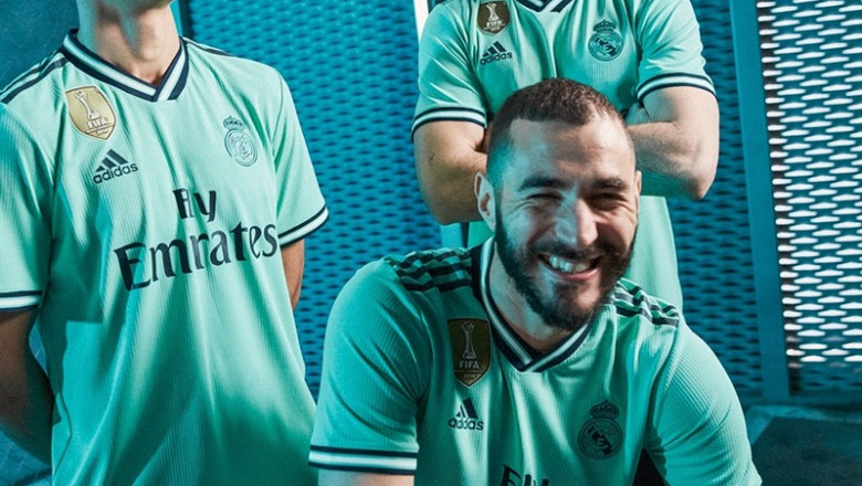 Karim Benzema, Nacho Fernández y Lucas Vázquez con la tercera equipación del Real Madrid 2019-20 | ADIDAS ep karim benzema nacho fernandezlucas vazquezla tercera equipacionreal madrid 2019-20