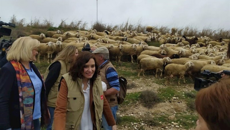 La presidenta de la Comunidad, Isabel Díaz Ayuso, presenta en Villamanrique de Tajo el Plan Terra | EUROPA PRESS ep la presidenta de la comunidad isabel diaz ayuso presenta en villamanrique de tajo el plan terra