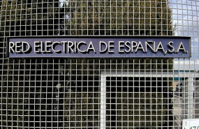 ep letrero del grupo red electrica de espana en su sede de alcobendas