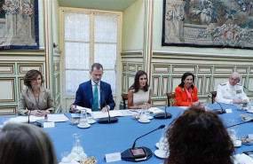 ep los reyes de espana junto a la vicepresidenta del gobierno en funciones carmen calvo i y la