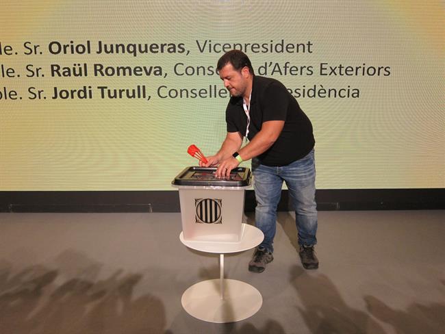 ep urnareferendum1-o