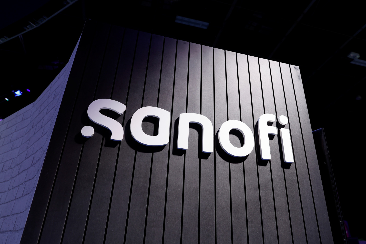 le logo sanofi 