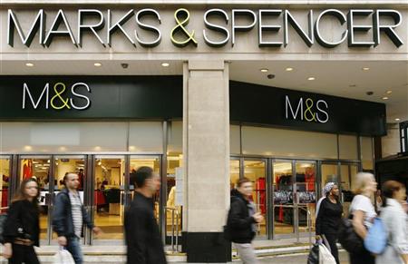 Marks & Spencer cae pese a que vende un 5,6% más en el último trimestre de 2024