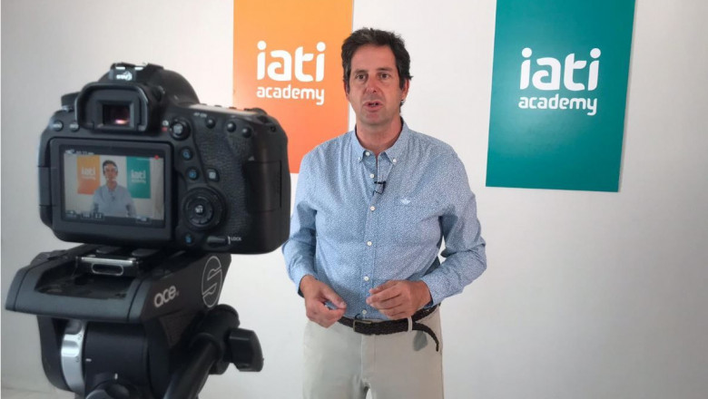 1602850110 alfonso calzado ceo iati seguros