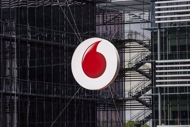 Vodafone rechaza la oferta de Iliad y Apax Partners para adquirir su filial en Italia