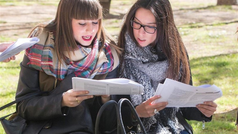 ep banco santander concedera 20000 becas a estudiantes universitarios en espana para el nuevo curso