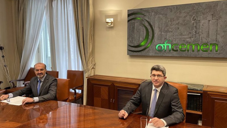E presidente de Oficemen, Víctor García Brosa, y el director general, Aniceto Zaragoza | OFICEMEN ep e presidente de oficemen victor garcia brosa y el director general aniceto zaragoza