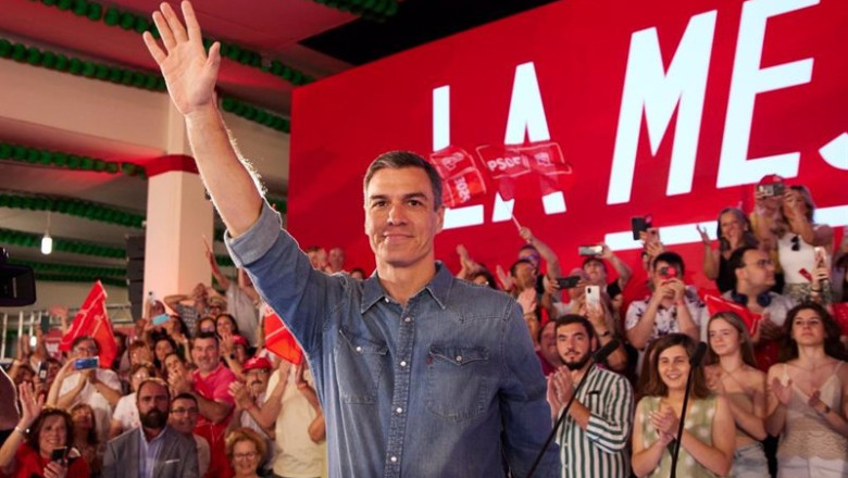 ep el secretario general del psoe pedro sanchez en un mitin en dos hermanas sevilla para arrancar la ep el secretario general del psoe pedro sanchez en un mitin en dos hermanas sevilla para arrancar la