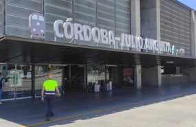 ep la estacion de trenes de cordoba luce ya la nueva denominacion oficial de estacion de