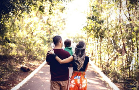 familia ayuda padres nino