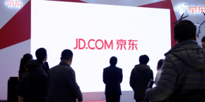 saint-laurent-se-lance-dans-le-e-commerce-en-chine-avec-jd-com