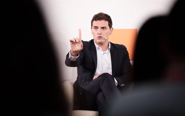ep albert riverauna mesa politicala escuelaveranociudadanos