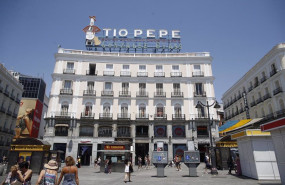 ep archivo   edificio de tio pepe en la puerta del sol de madrid