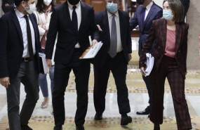 ep archivo   el portavoz adjunto del pp guillermo mariscal el portavoz de vox ivan espinosa de los