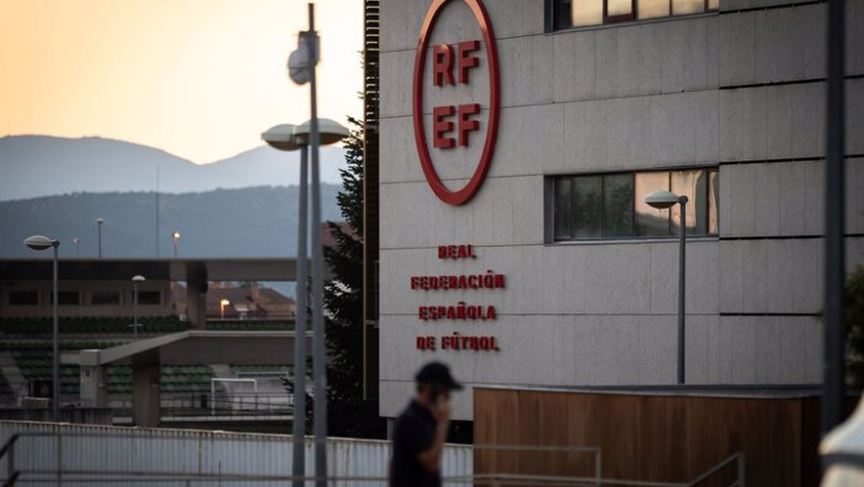 Archivo - Fachada de la sede de la Real Federación Española de Fútbol (RFEF) | Diego Radamés - Europa Press - Archivo ep archivo fachada de la sede de la real federacion espanola de futbol rfef
