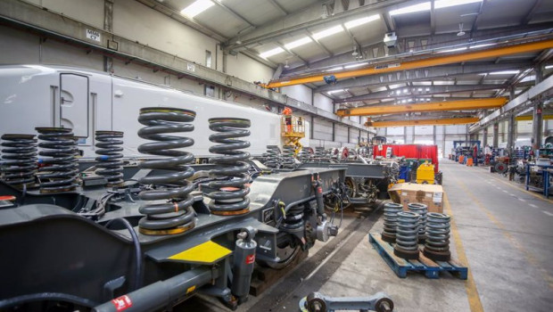 ep archivo   la factoria de talgo en las rozas madrid espana