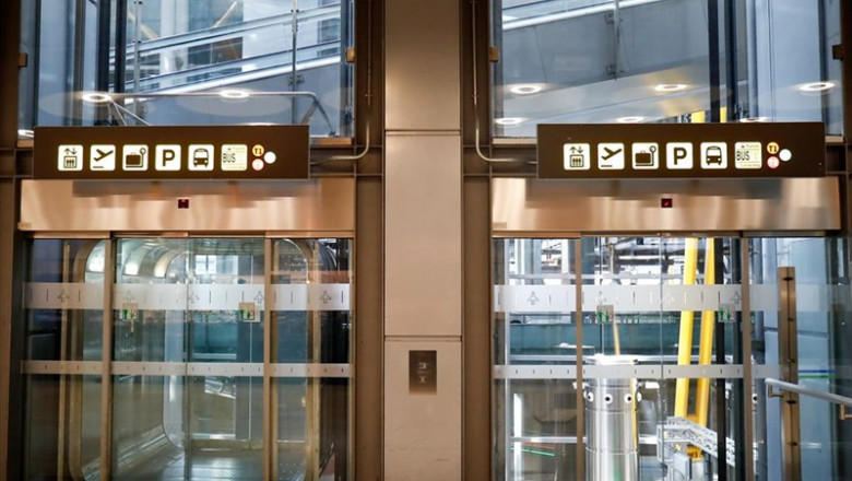 ep ascensoresaccesoparkingaeropuerto adolfo suarez madrid-barajas