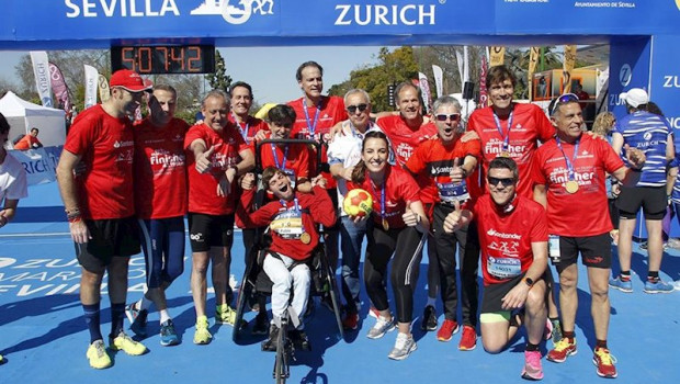 ep el equipo 123acorrer de banco santander cumple con el reto de correr por primera vez un maraton
