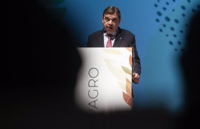 ep el ministro de agricultura pesca y alimentacion luis planas interviene durante el ii encuentro