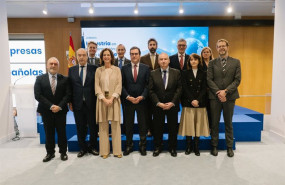 ep el ministro de industria y turismo jordi hereu y el presidente de la ceoe antonio garamendi en la