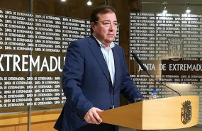 ep el presidente de la junta de extremadura guillermo fernandez vara en rueda de prensa