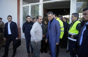 ep el presidente del gobierno pedro sanchez 3d junto al presidente de la junta de andalucia juanma