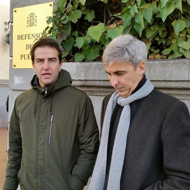 Gorka Maneiro y David Ortega en la sede del Defensor del Pueblo | EUROPA PRESS ep gorka maneirodavid ortegala sededefensorpueblo